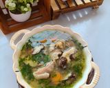 Gambar langkah 3 resipi Sup Ayam Shiitake.