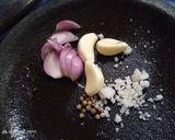 Foto langkah ke 1 dari resep Sop daun katuk.