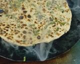A picture of step 4 of Punjabi palak paratha.