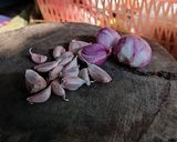 รูปขั้นตอนการทำที่ 3 ของ ไข่เจียวชะอม สูตรดับเบิ้ลความหอม