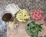 A picture of step 2 of Stir-fry ground pork with bamboo shoots mushroom and basil.