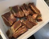 Une image de l'étape 3 de Travers de porc grillés marinés aux six parfums.