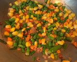 A picture of step 5 of Minestrone Soup.