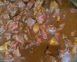 Foto langkah ke 5 dari resep Semur Daging Sapi Kentang.