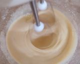 A picture of step 2 of Candi Biscuit Brownie 🤎🤎.