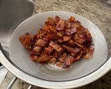 A picture of step 1 of Bacon jam.