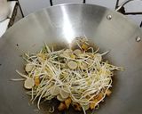 Foto langkah ke 2 dari resep Tumis Tauge Tempe Bakso.