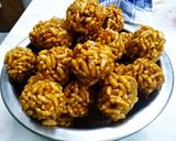 A picture of step 2 of Murmure Ladoo.