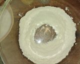 A picture of step 6 of Chocolate and Vanilla Conchas.