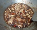 Foto langkah ke 6 dari resep Ayam Jamur Saus Teriyaki.