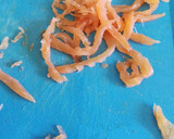 Foto del paso 3 de la receta: Espaguetis con salmón y anchoas
