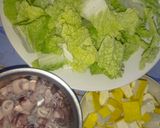 Foto langkah ke 1 dari resep Tumis sawi putih tahu cumi asin.