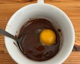 Une image de l'étape 3 de Mugcake Fondant au chocolat Rapide.