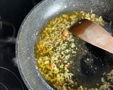 A picture of step 3 of 🍝 Pasta Aglio, Olio e Peperoncino.