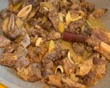 Foto langkah ke 3 dari resep Sop Iga Sapi Kuah Asam Kecombrang.