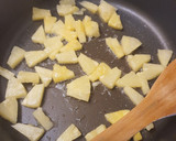 Foto del paso 1 de la receta: Vasitos de piña caramelizada