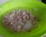 Foto langkah ke 1 dari resep Tumis Cumi Asin Pedas Manis.