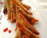 A picture of step 5 of Dengu samosa.
