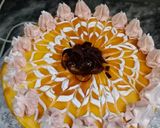 A picture of step 6 of Caramel crunch cake 🎂🎂🎂.