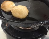 A picture of step 4 of Golgappe with a fruity twist.