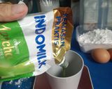 Foto langkah ke 2 dari resep Bolu Kukus Mekar Matcha.