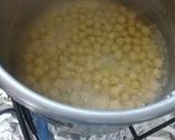 A picture of step 1 of Chickpea Fatteh.