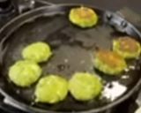A picture of step 4 of Lilva beans Hara bhara kabab.