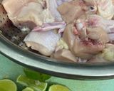 Foto langkah ke 1 dari resep Ayam goreng tepung (spicy fried chicken).