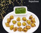 A picture of step 4 of Moongdal Ki Pakodi.
