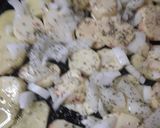 Foto del paso 2 de la receta: Papas y batatas al horno con cebolla