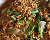Foto langkah ke 8 dari resep Mie Nyemek Jawa.