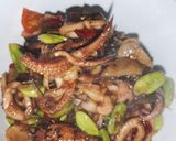 Foto langkah ke 4 dari resep Cumi asin tumis pete.