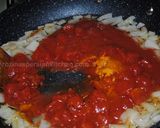 A picture of step 3 of Persian tomato rice (Dami-e Gojeh Farangi).