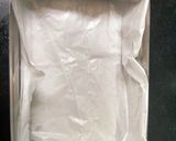 A picture of step 2 of Kesar ice cream sandesh.