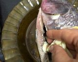 Foto langkah ke 6 dari resep Tim ikan gurame hongkong.
