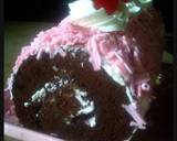 Pinky Blackforest Roll Cake Valentine langkah memasak 10 foto
