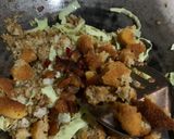 Foto langkah ke 6 dari resep Nasi Goreng Nugget.