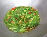 Foto langkah ke 4 dari resep Cah Sawi Hijau Simple.