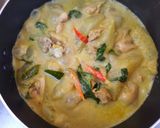 รูปขั้นตอนการทำที่ 3 ของ แกงเขียวหวานไก่ราดเส้นสปาเกตตี้