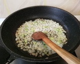 Foto del paso 1 de la receta: Fideuá con pollo y calabaza