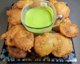 आलू सूजी पकौड़ा (Aloo suji pakoda recipe in Hindi) रेसिपी चरण 7 फोटो