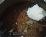 A picture of step 2 of Black chickpeas soup.