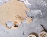 A picture of step 8 of CHICKEN PIE😍.