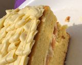 A picture of step 6 of Creamy vanilla cake.