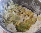 A picture of step 2 of Sig's Cabbage and Spring Onion Mash.