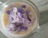 A picture of step 4 of Spodila - banana milkshake with blueberry ice-cream twist🍌🍨🥤.