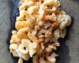 A picture of step 1 of Lady Finger in Dried Shrimps.