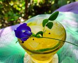 Foto langkah ke 2 dari resep Ginger Tumeric Limeade.