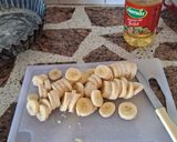 Foto del paso 4 de la receta: Tarta de bananas y dulce de leche con merengue sin harina