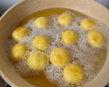 Foto langkah ke 6 dari resep Ubi Goreng.